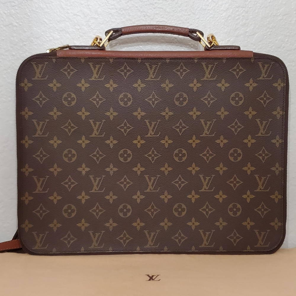 Authentic Vintage Louis Vuitton  Zippered Folder Portfolio Briefcase Document